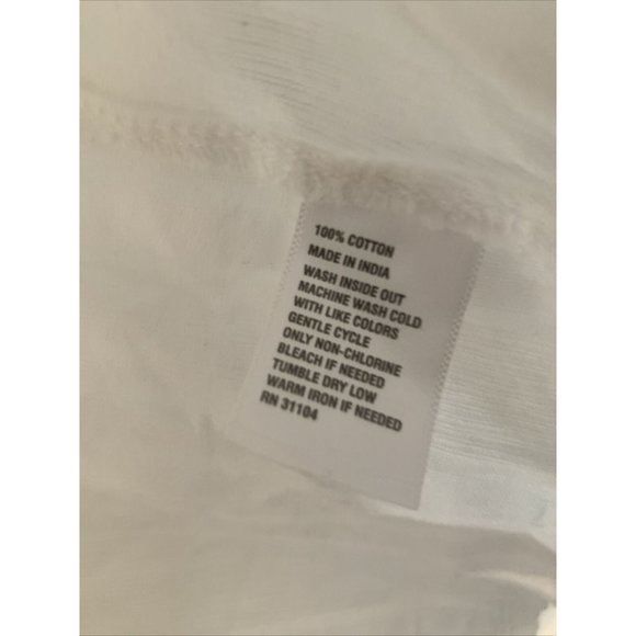 True Craft:  Women’s Top White Cap Sleeve Button Front High Low Size Small  NWT - Picture 5 of 5